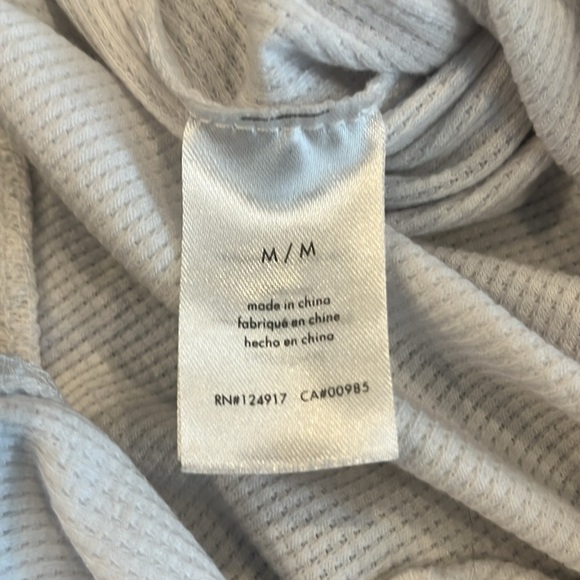 WeWoreWhat White Medium Shortsleeve Bodysuit - Picture 7 of 9